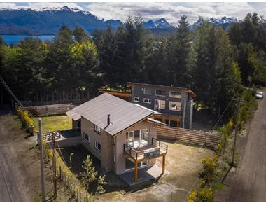 Dos casas a estrenar en barrio Epulafquen