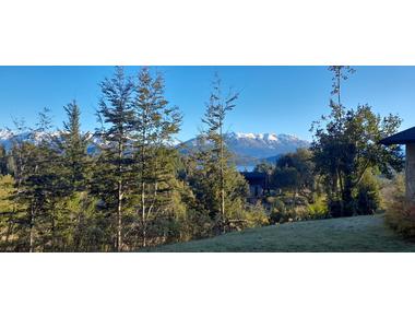 TERRENO CON VISTAS AL LAGO Y CERROS