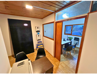 Oficina en venta - Av. Arrayanes, 1.er piso